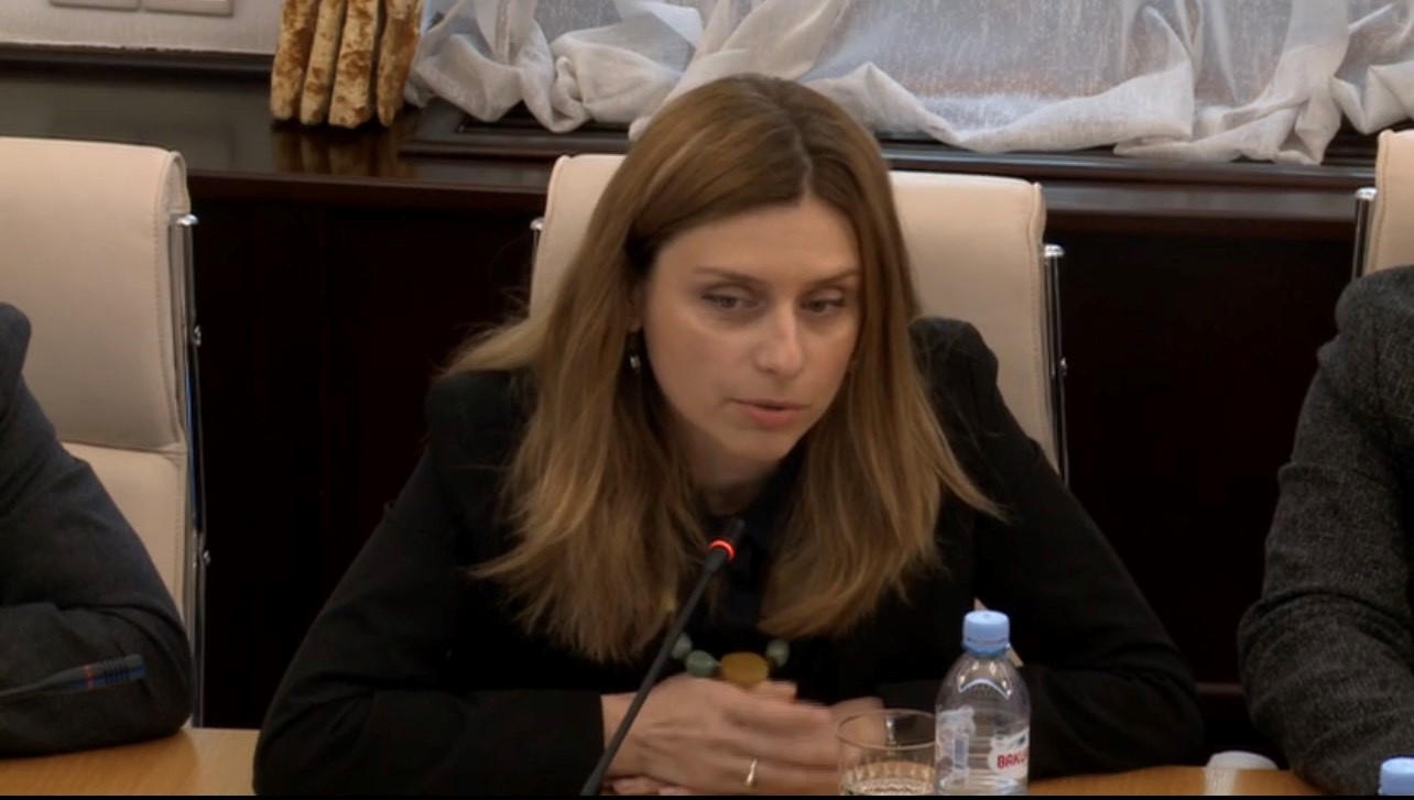 თეონა აქუბარდია გურამ მაჭარაშვილს - გურამ, ბოლშევიკების დრო დასრულდა