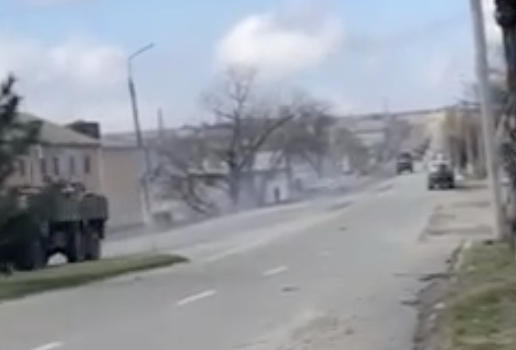 მარიუპოლის მიმართულებით რუსული ტექნიკის კოლონა მიემართება