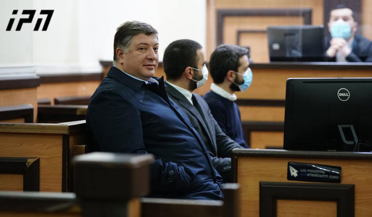 სასამართლომ გიგი უგულავა აეროპორტში მომხდარ ინციდენტზე უდანაშაულოდ ცნო