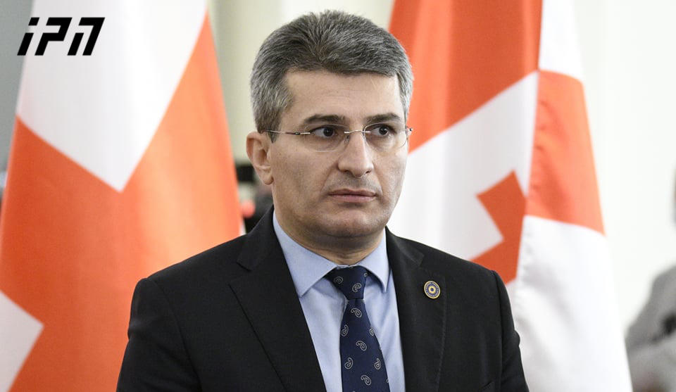 მამუკა მდინარაძე - ვინც მხოლოდ პასუხზე "ბრაზდება", ის "ტრენდს" აყოლილი ბნელი სექტის ნაწილია