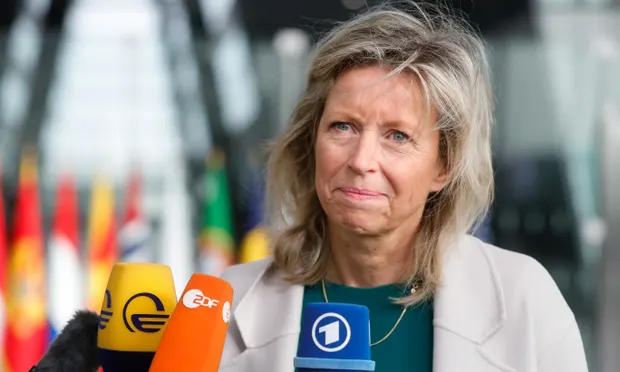 ნიდერლანდების თავდაცვის მინისტრი - უკრაინის სამხედრო დახმარებას შეზღუდვები არ უნდა ჰქონდეს