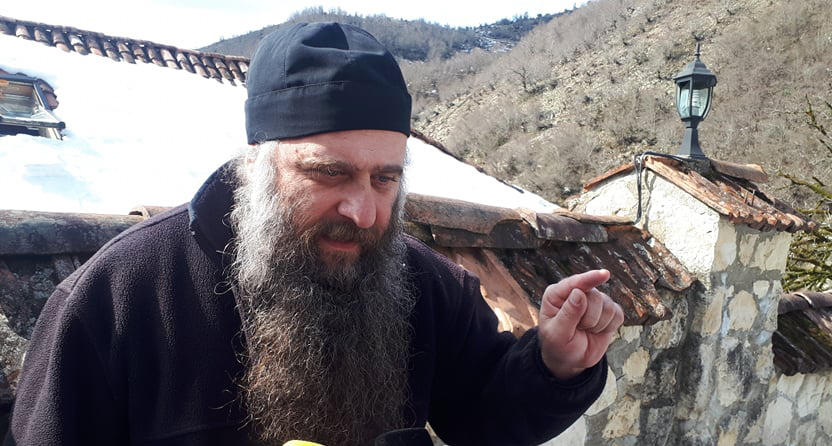 მარტვილში, ბალდის ტაძრის ეზოში კვლავ დაპირისპირებაა - განკვეთილი სასულიერო პირები აცხადებენ, მეუფე სტეფანეს წირვის ჩატარების უფლებას არ მისცემენ