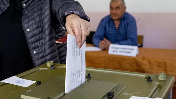 ოკუპირებული სამხრეთ ოსეთის ე.წ. ცენტრალურმა საარჩევნო კომისიამ „საპრეზიდენტო არჩევნების“ მეორე ტური გამოაცხადა