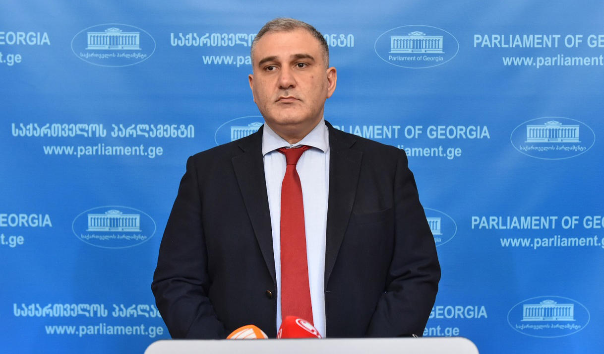 მიხეილ სარჯველაძე პოდოლიაკის განცხადებაზე - ბრალდებების მიზეზი შეიძლება ის იყოს, რომ ცალკეულ თანამდებობის პირებს, რომელთაც გააჩნდათ რუსეთთან საქმიანი  ურთიერთობები, ეს შეიძლება დღემდე შენარჩუნებული აქვთ