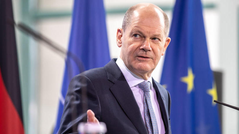 მედიის ინფორმაციით, ბოლო 9 კვირის განმავლობაში გერმანიამ მინიმუმამდე დაიყვანა უკრაინის სამხედრო მხარდაჭერა, ოლაფ შოლცმა უარი თქვა უკრაინისთვის მძიმე შეიარაღების მიწოდებაზე