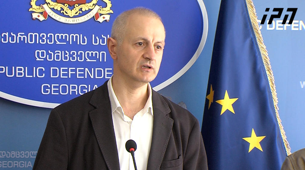 ექიმი თენგიზ წულაძე - სააკაშვილს უარყოფითი კატაბოლური მდგომარეობა აქვს, რაც იმას ნიშნავს, რომ ორგანიზმი ინელებს საკუთარ თავს - ამ მდგომარეობის მიზეზი შეიძლება იყოს დეპრესია, რამაც მოგვცა ანორექსია, მადის დაქვეითება