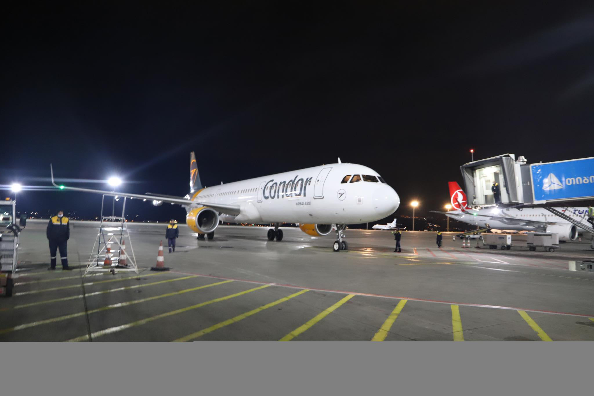 საქართველოს ავიაბაზარზე ოპერირება Condor Airlines-მა დაიწყო