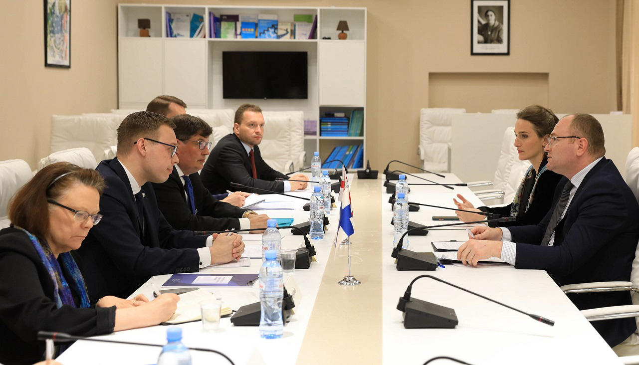 ირაკლი ბერაია ფინეთის საპარლამენტო დელეგაციას შეხვდა