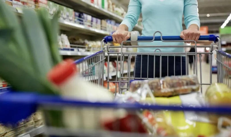 მაისში ხილზე, პურზე, თევზეულზე, ზეთზე, მინერალურ წყლებზე და უალკოჰოლო სასმელებზე ფასები გაიზარდა