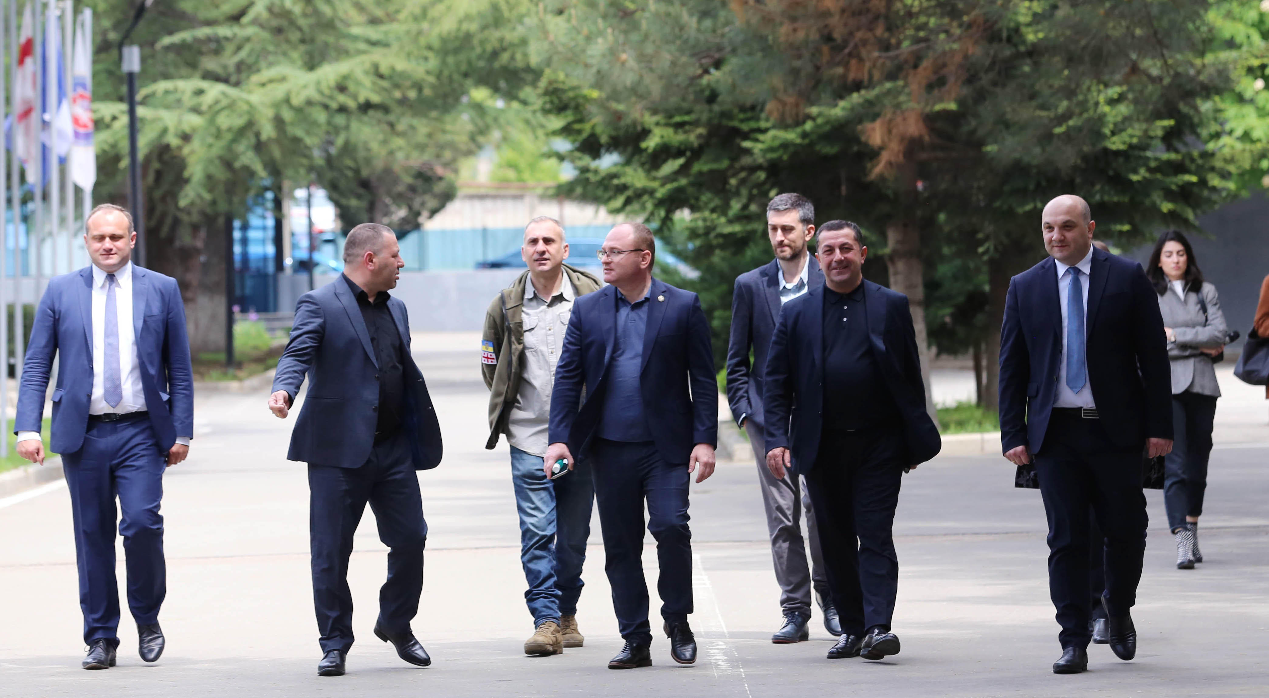 პარლამენტის თავდაცვისა და უშიშროების კომიტეტის წევრებმა შინაგან საქმეთა სამინისტროს აკადემია დაათვალიერეს და სასწავლო პროცესს გაეცნენ