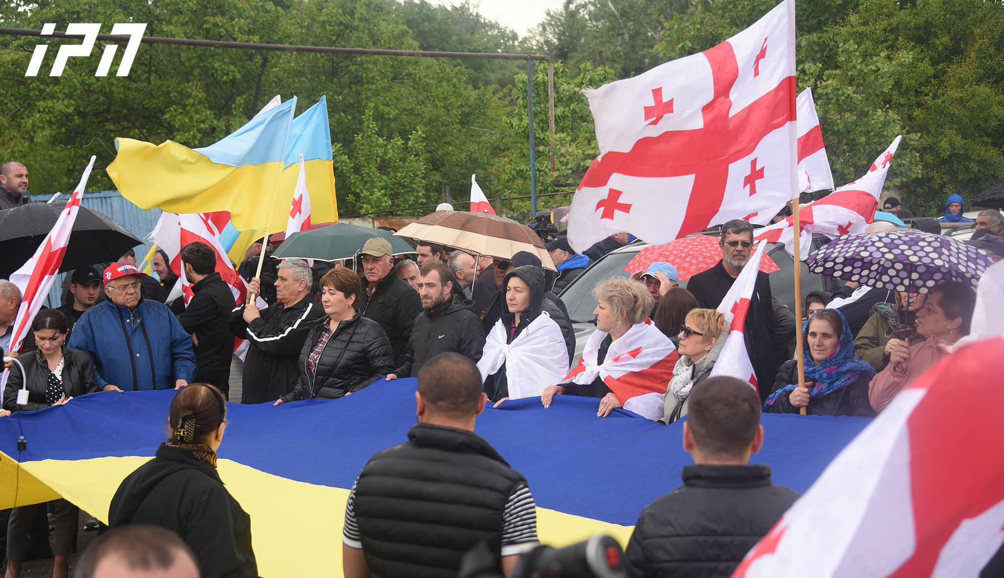 რუსთავის ციხესთან მიხეილ სააკაშვილის სამკურნალოდ საზღვარგარეთ გადაყვანის მოთხოვნით საპროტესტო აქცია იმართება
