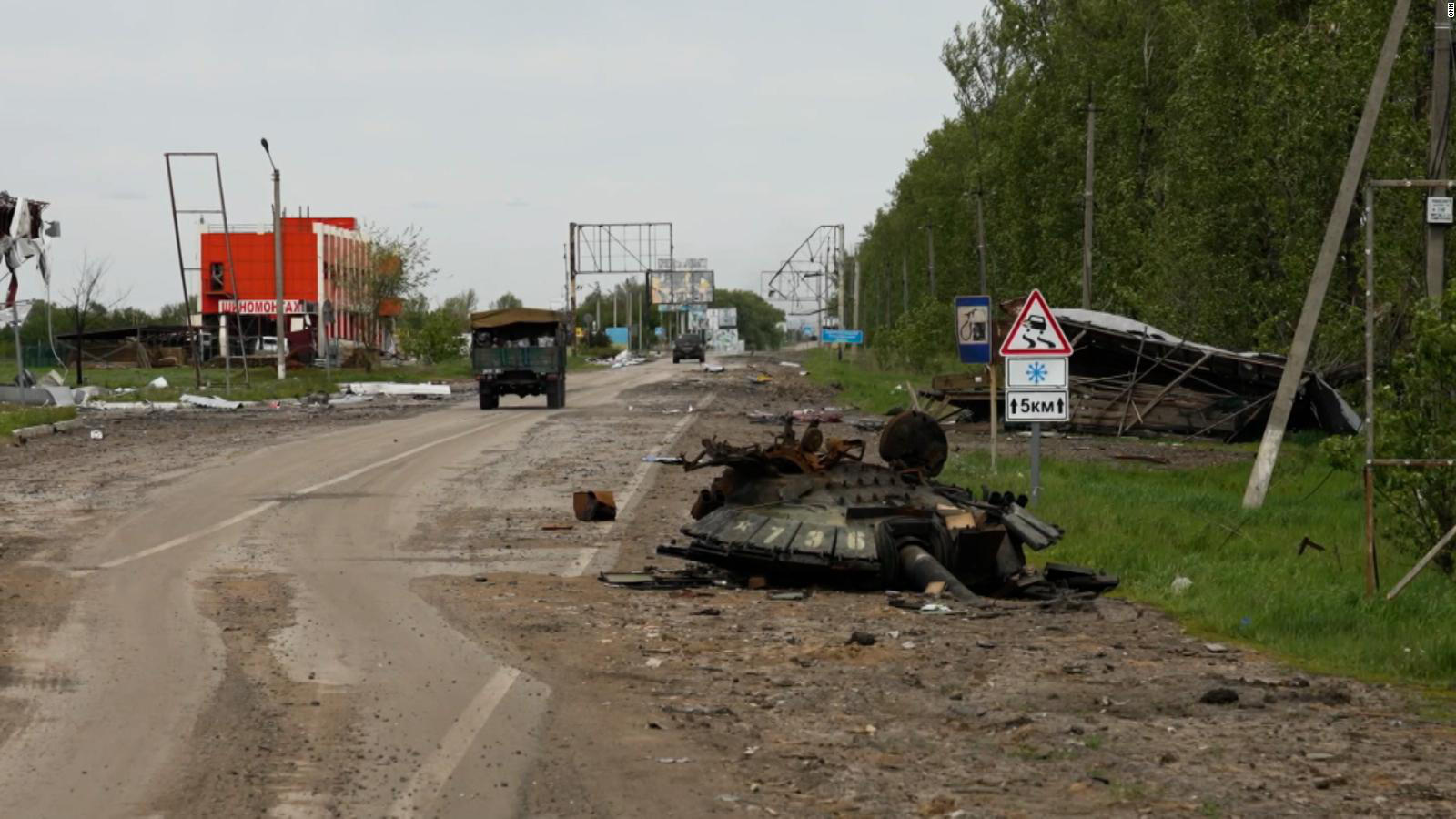 ხარკოვის ოლქის გუბერნატორის განცხადებით, უკრაინის შეიარაღებული ძალები რუსებს უკან ახევინებენ და მოქალაქეები საკუთარ სახლებში დაბრუნებას იწყებენ