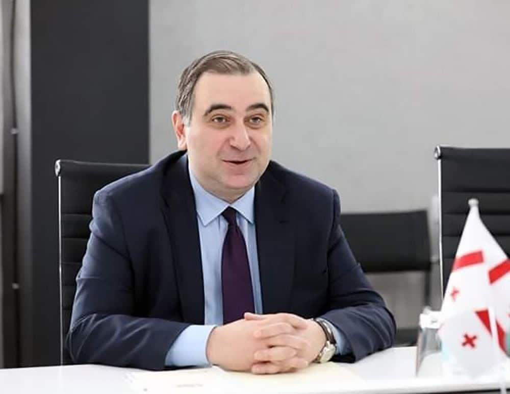 მიხეილ ჩხენკელი მოსწავლეებს, მასწავლებლებს და მშობლებს ახალი სასწავლო წლის დაწყებას ულოცავს