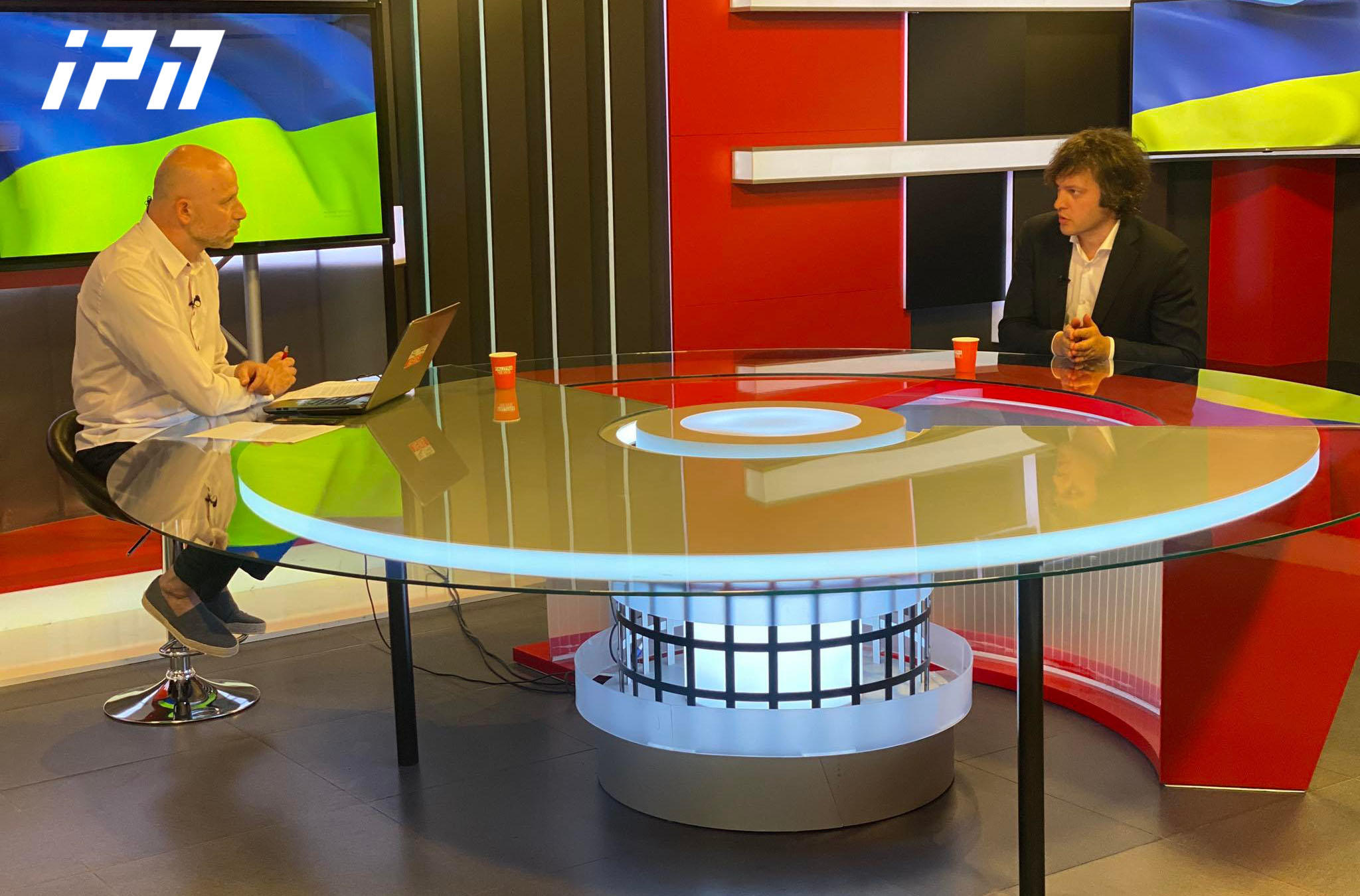 ირაკლი კობახიძე პრეზიდენტის დაანონსებულ 16 ივნისის შეკრებაზე  - ცოტა მოუმზადებელია ეს ინიციატივა - უნდა გავთვალოთ, გავიაზროთ და შემდეგ მივიღებთ გადაწყვეტილებას