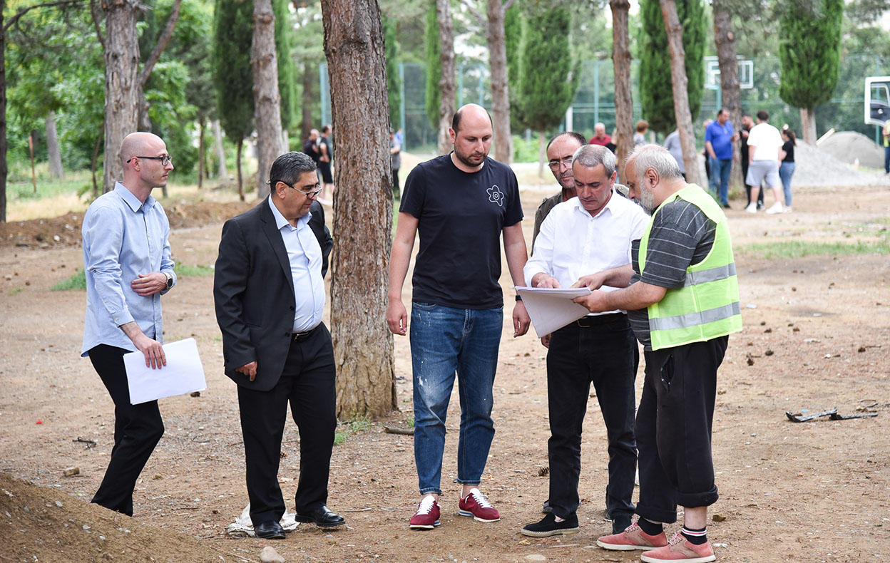 ნაძალადევის რაიონში, ზღვისუბნის III მიკრორაიონში რეკრეაციული სივრცის მოწყობა მიმდინარეობს