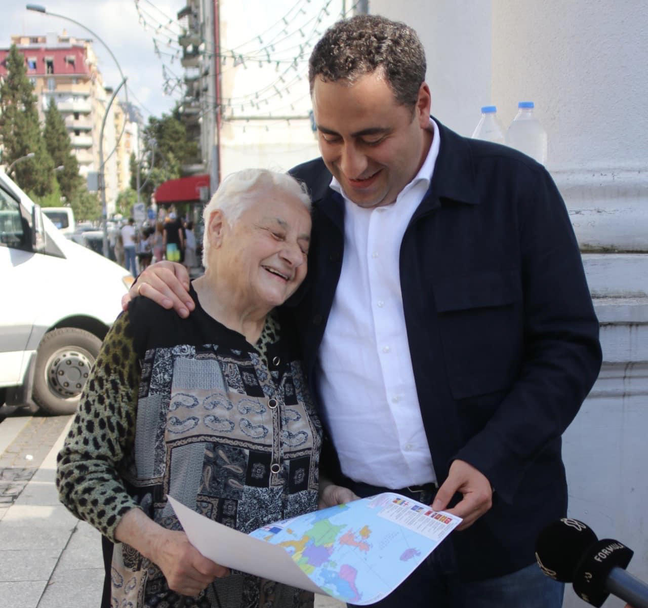 „სტრატეგია აღმაშენებელმა“ 100 - საათიანი რეგიონული ტურნე "ერთად ევროპისკენ" ბათუმში შეხვედრებით დაასრულა