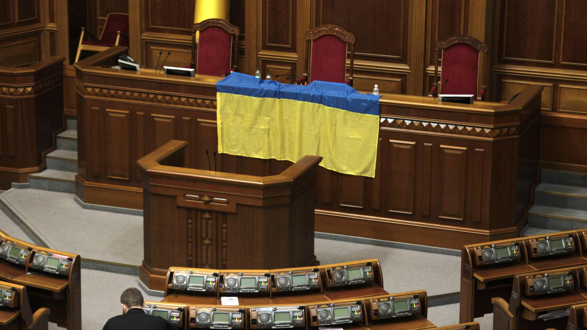 Рада Украины приняла закон, запрещающий исполнение российской музыки в медиа и общественных местах