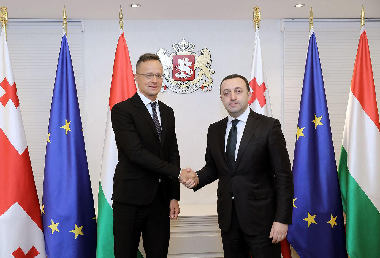 ირაკლი ღარიბაშვილმა უნგრეთის საგარეო საქმეთა და ვაჭრობის  მინისტრს საქართველოს ევროინტეგრაციის გზაზე ძლიერი მხარდაჭერისთვის მადლობა გადაუხადა