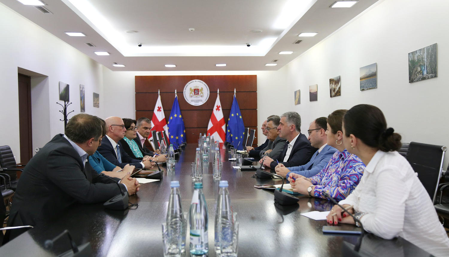 ოთარ შამუგია USAID საქართველოს მისიის დირექტორს, პიტერ ვიბლერს შეხვდა