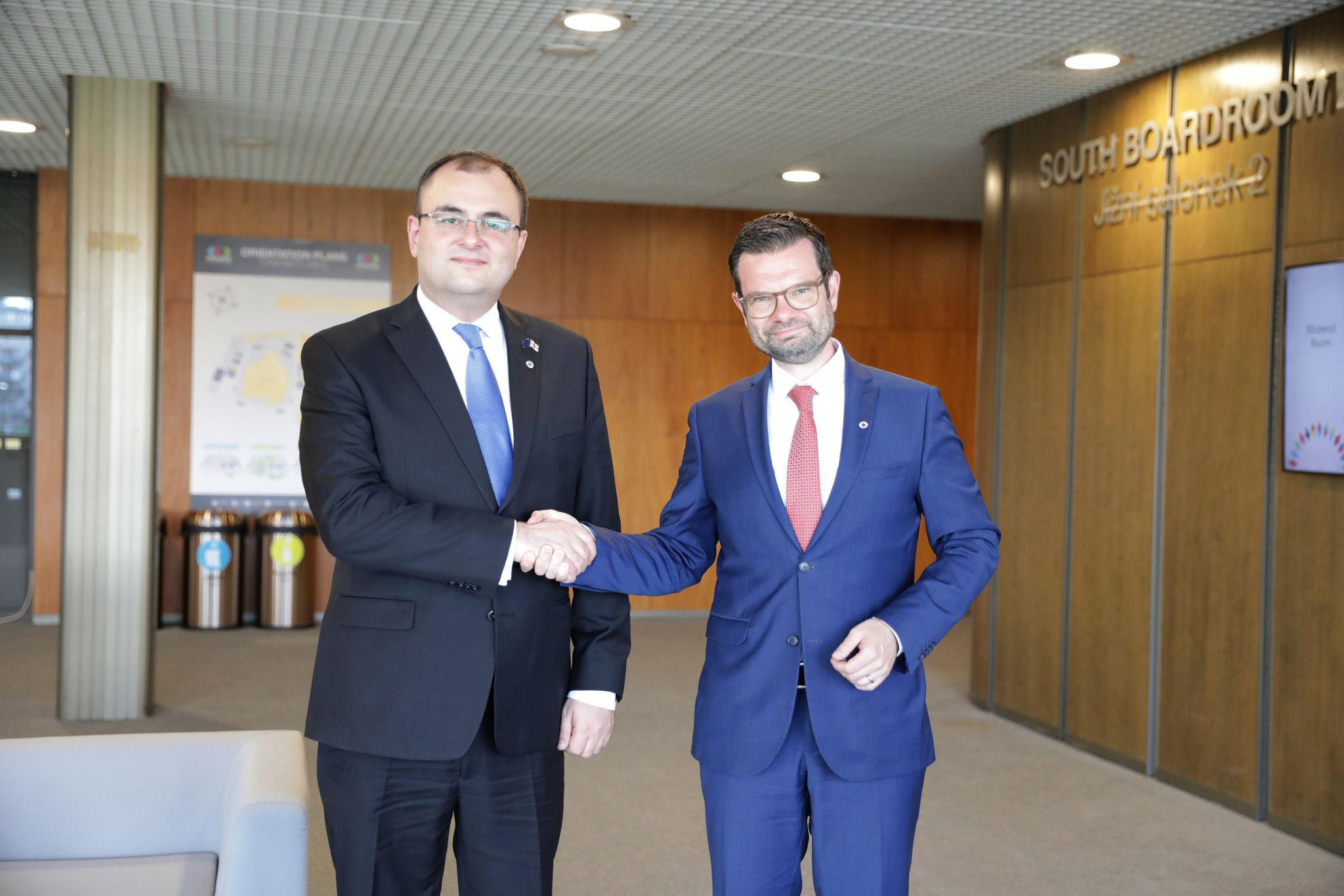 გერმანიის იუსტიციის მინისტრი - საქართველოს იუსტიციის მინისტრი დიდი ღირსების მქონე ადამიანია, ჩვენ უფრო ვამყარებთ მჭიდრო მეგობრობას საქართველოსა და გერმანიას შორის