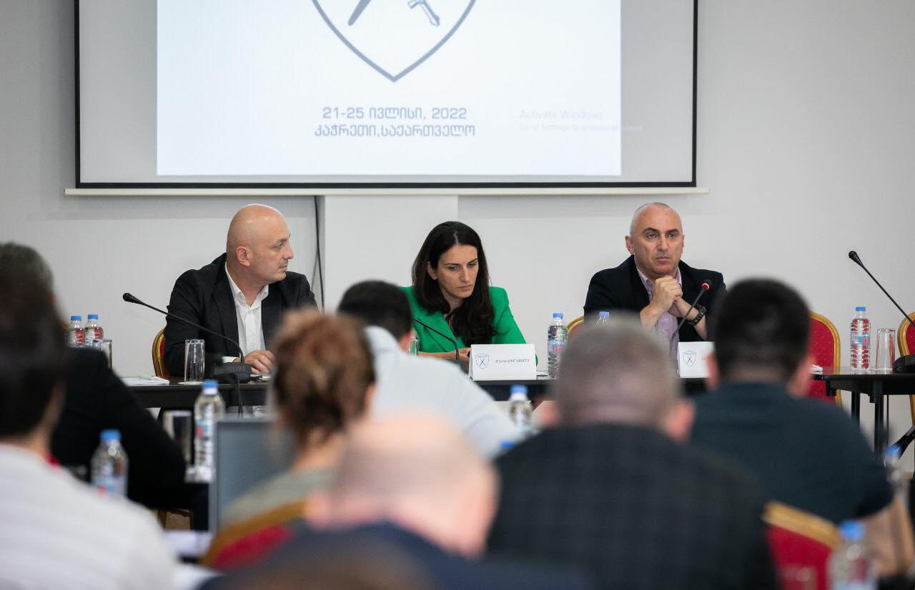 „ეროვნული თავდაცვის უმაღლესი კურსი" მიმდინარეობს