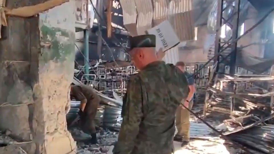 უკრაინის სტრატეგიული კომუნიკაციების ცენტრის ინფორმაციით, Amnesty International-მა ანგარიშის მომზადებისას იმ ადამიანების ინტერვიუები გამოიყენა, რომლებიც დროებით ოკუპირებულ ტერიტორიებზე საპატიმროებში ან საფილტრაციო ბანაკებში იმყოფებოდნენ