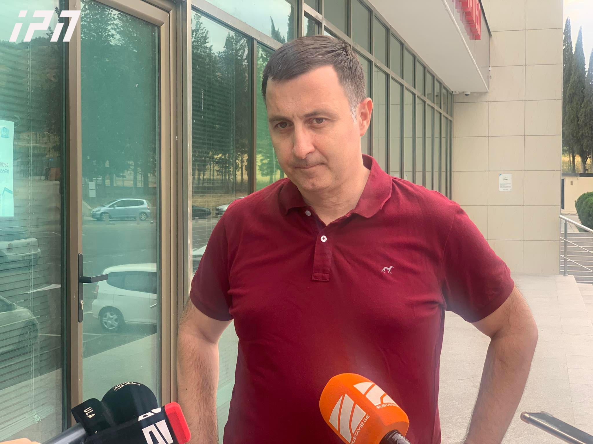 მიხეილ  სააკაშვილის ძმა -  უკვე 14 დიაგნოზი აქვს დასმული,  ბოლო 3 დღეში კი 3 დიაგნოზი დაემატა, რაც კატასტროფის ტოლფასია - ერთადერთი ხსნა, რომ ადამიანი გადავარჩინოთ, არის მისი საზღვარგარეთ გადაყვანა