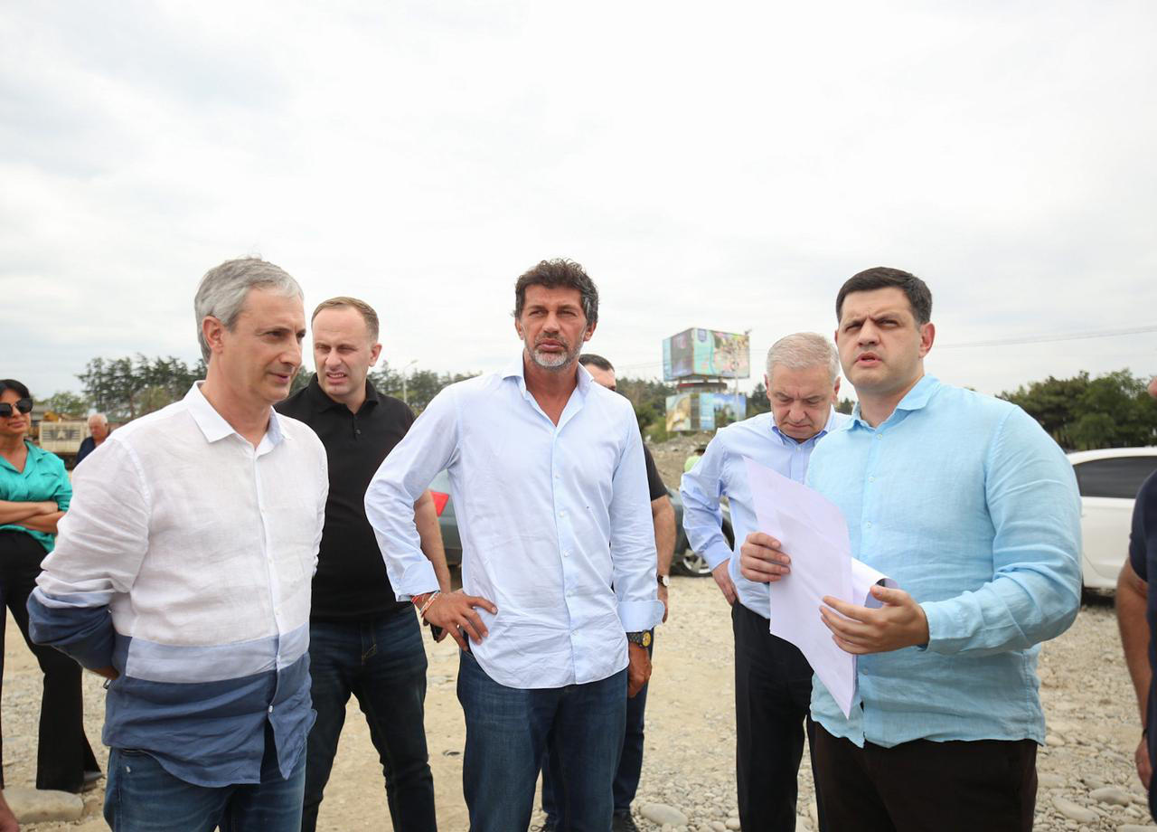 ივერთუბნის დასახლებაში პარკის მშენებლობა მიმდინარეობს