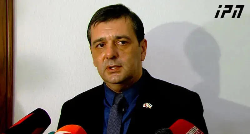 პრეზიდენტის საპარლამენტო მდივანი - დღეიდან დაიწყო ლუსტრაციის პროცესი, ვინც მომხრე იქნება იმპიჩმენტის, ის იქნება ქვეყნის ევროინტეგრაციის წინააღმდეგი
