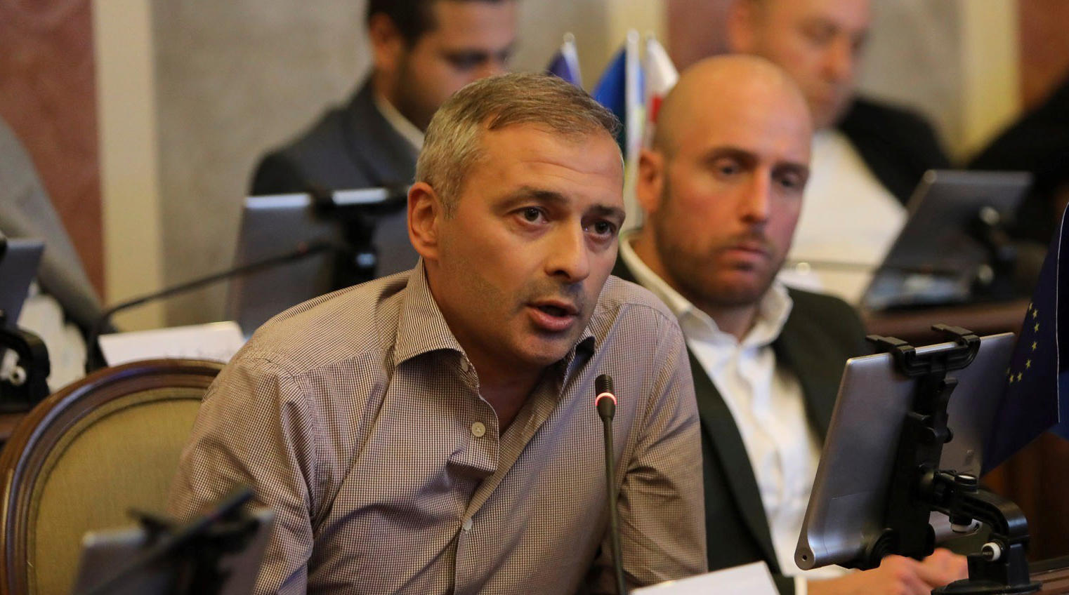 სამბოს ფედერაციის პრეზიდენტი - წულუკიანის უწყების მიერ დაფინანსების შეწყვეტის გამო დაღუპვის წინაშე ვართ - ევროპის ჩემპიონატზე პირადი სახსრებით მხოლოდ 5 სპორტსმენის გაგზავნა შევძელით და მათაც მომზადება არ გაუვლიათ