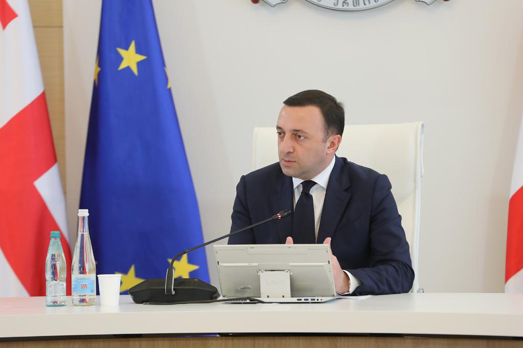 ირაკლი ღარიბაშვილის განცხადებით, მთავრობის ვალისა და ბიუჯეტის დეფიციტის მოცულობა მცირდება