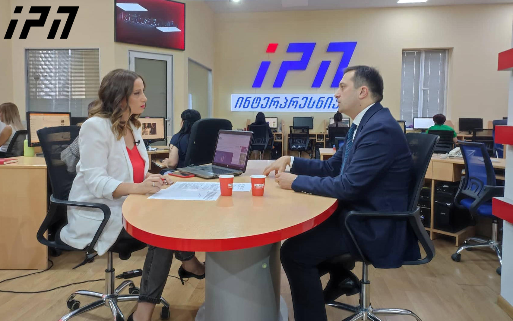 ლევან იოსელიანი - სამუშაო ჯგუფებზე დისკუსია საბავშვო ბაღის გართობას დაემსგავსა, რასაც პარტნიორები სერიოზულად აღარ უყურებენ - ის ხალხი ვერ იგებს ფრაზებს: „მე მას არ დაველაპარაკები“, „მასთან ერთად ოთახში არ შევალ“