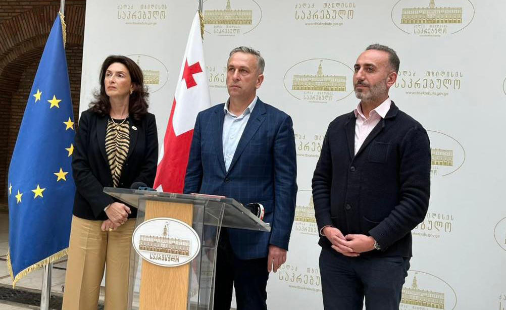 თბილისის საკრებულოს წევრი დავით ფარცვანია გიორგი გახარიას პარტიიდან გარიცხეს