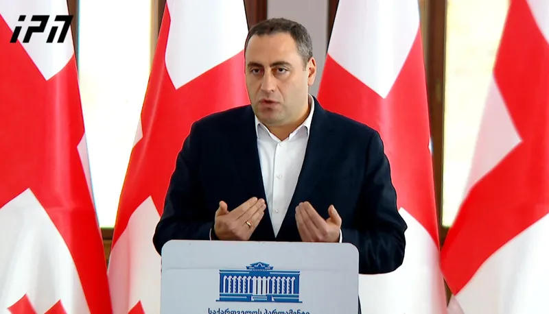 გიორგი ვაშაძე - სირცხვილია, როცა კობახიძე პატარა ბავშვივით უკან ჩუმად უდგება გერმანიის კანცლერს და ფოტოს იღებს, რადგან მას თავი არ გამოეყოფა არსად - ის არის მთავარი ანტიმედასავლეთე და პრორუსი ამ ქვეყანაში