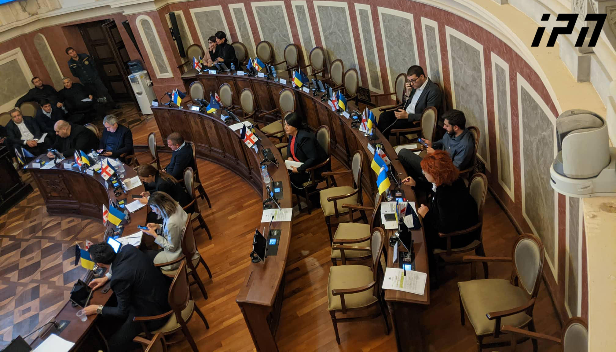 Part of the opposition left the Tbilisi City Council session in a protest