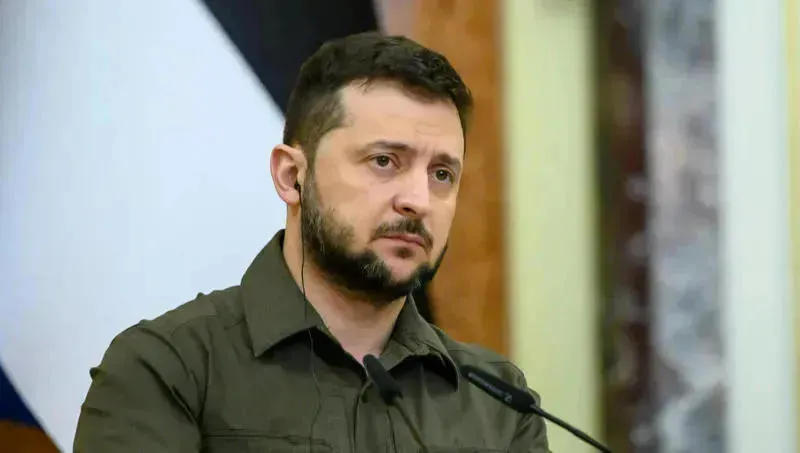 Владимир Зеленский – В рамках программы Grain from Ukraine планируем отправить из наших портов по меньшей мере 60 судов в страны, которым угрожают голод и засуха