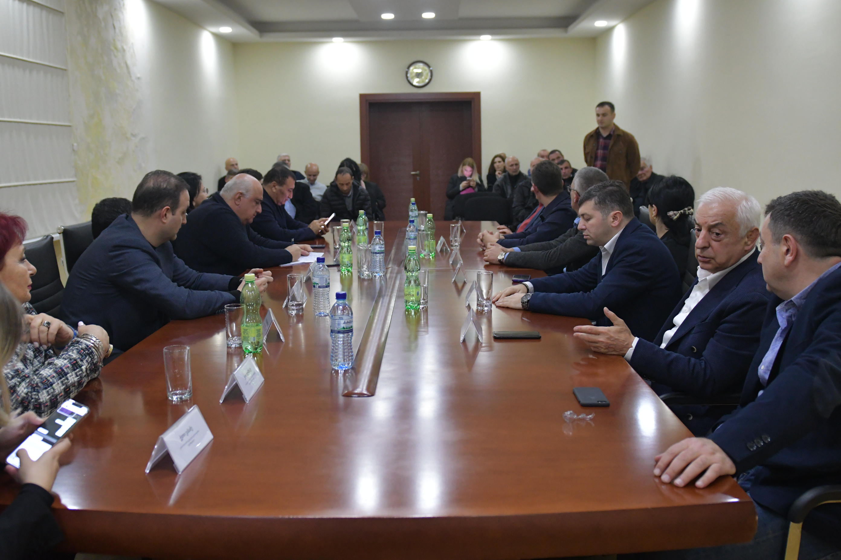 სპორტისა და ახალგაზრდულ საქმეთა კომიტეტის ინიციატივით და გაეროს ბავშვთა ფონდის ფინანსური მხარდაჭერით, ოზურგეთის მუნიციპალიტეტში საპილოტე პროექტი განხორციელდება