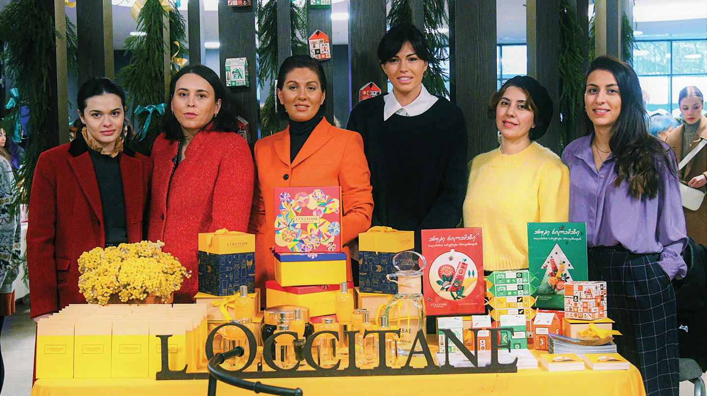 How did the most magical winter exhibition, organized by the International Women's Association every year since its foundation, go this year