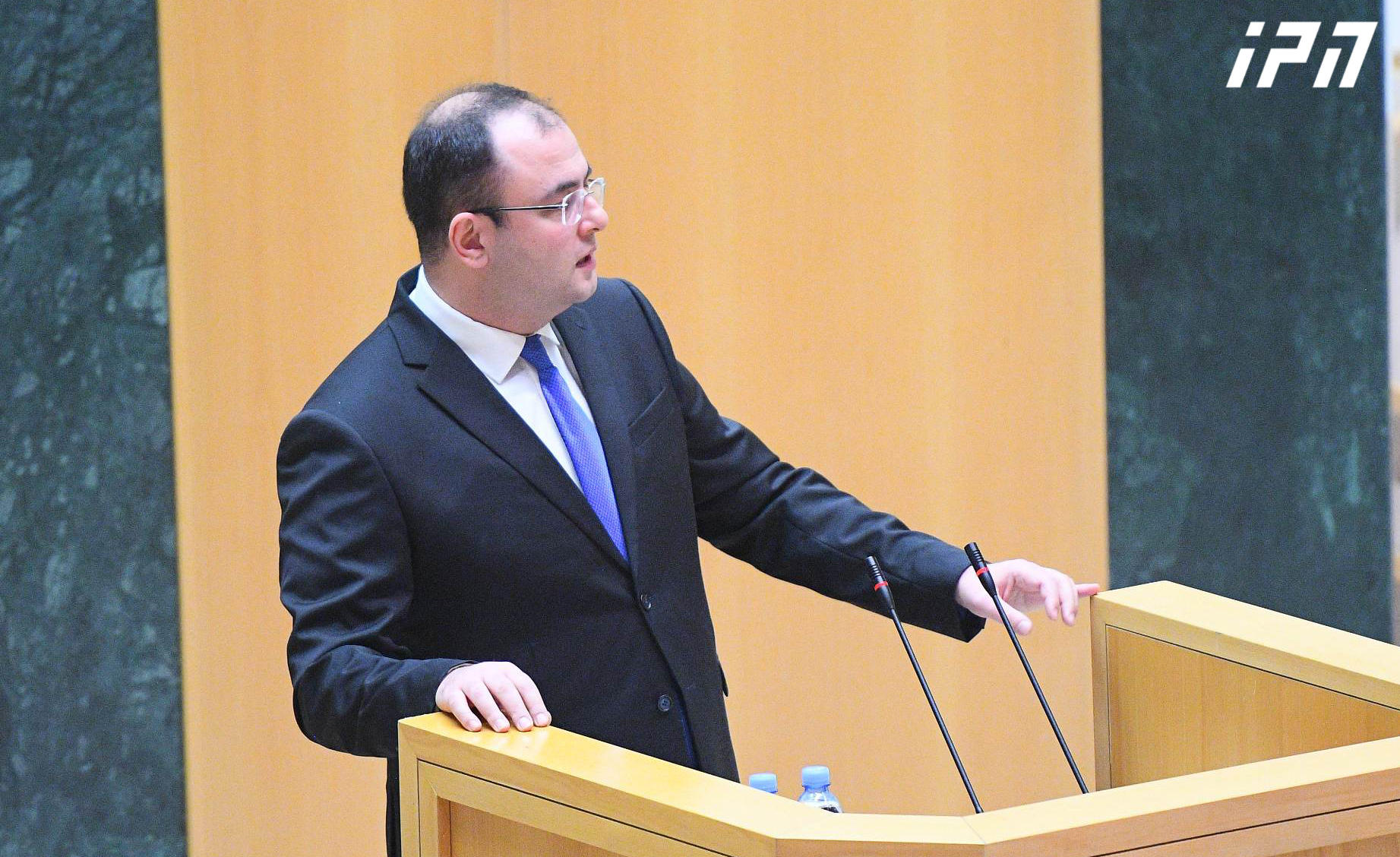 17 ნოემბერს პარლამენტი რატი ბრეგაძეს მოუსმენს