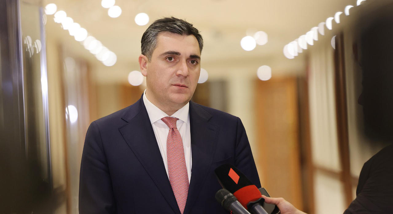 ილია დარჩიაშვილი - გლობალური ომის წარმომადგენლად შეუძლია მიიჩნიოს თავი ყველამ, ვისი განცხადებები, ქმედებებიც საფრთხეს უქმნის ჩვენი ქვეყნის ეკონომიკურ განვითარებას, ევროპულ ინტეგრაციას და საგარეო პოლიტიკურ პრიორიტეტებს