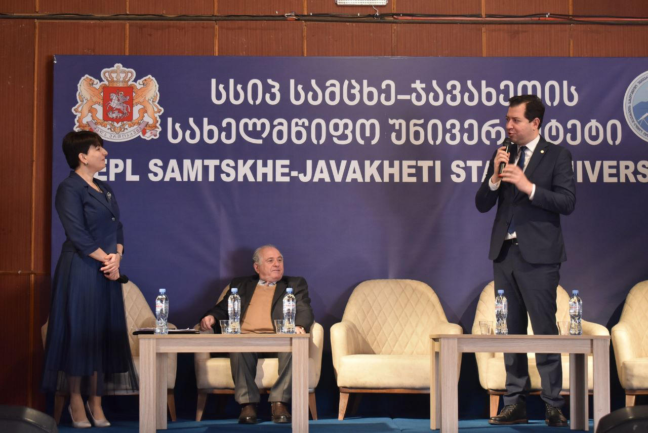 დავით ფაცაცია აფხაზური ცენტრის  „მესხი ახალგაზრდები ერთობისათვის“ გახსნით ღონისძიებას დაესწრო