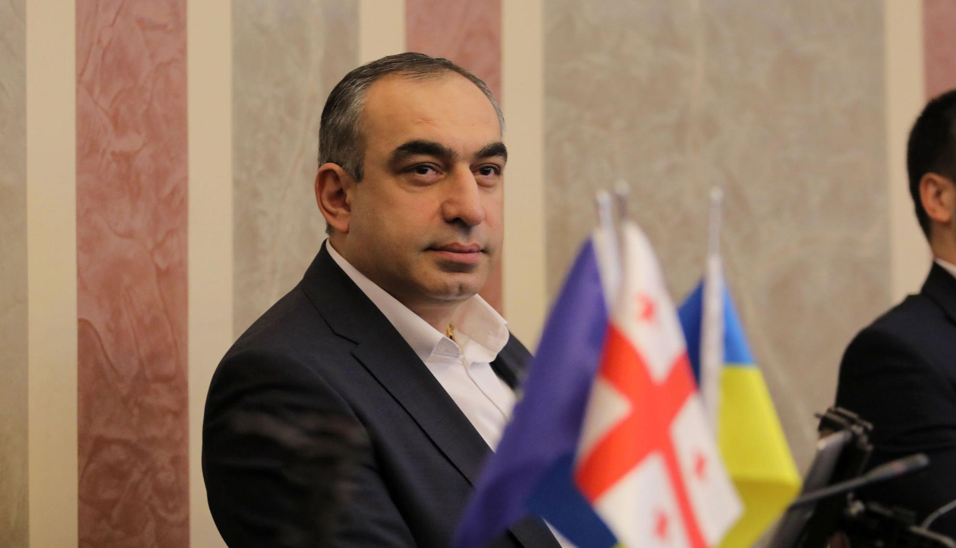 ვლადიმერ ბოჟაძე „ნაციონალურ მოძრაობის“ წევრებს - მეგონა, ქაჯეთის ციხედ წოდებულ „ვივამედში“ შევარდებოდით და  მიხეილ სააკაშვილს გამოიხსნიდით - ამ გმირობას თქვენგან დღესაც ველი