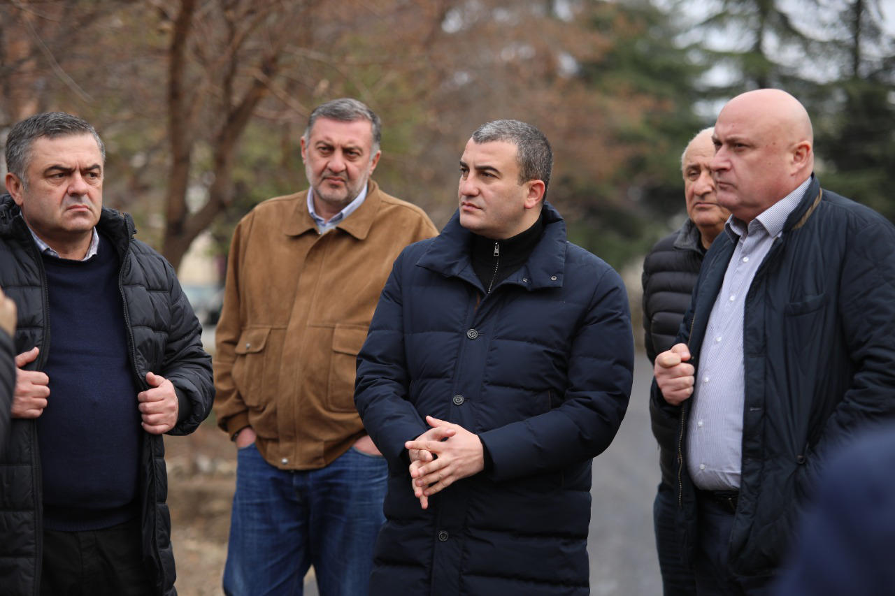 ქვემო ქართლში სახელმწიფო რწმუნებულის ადმინისტრაცია - ბოლნისის მუნიციპალიტეტში საგზაო ინფრასტრუქტურული პროექტები აქტიურად მიმდინარეობს