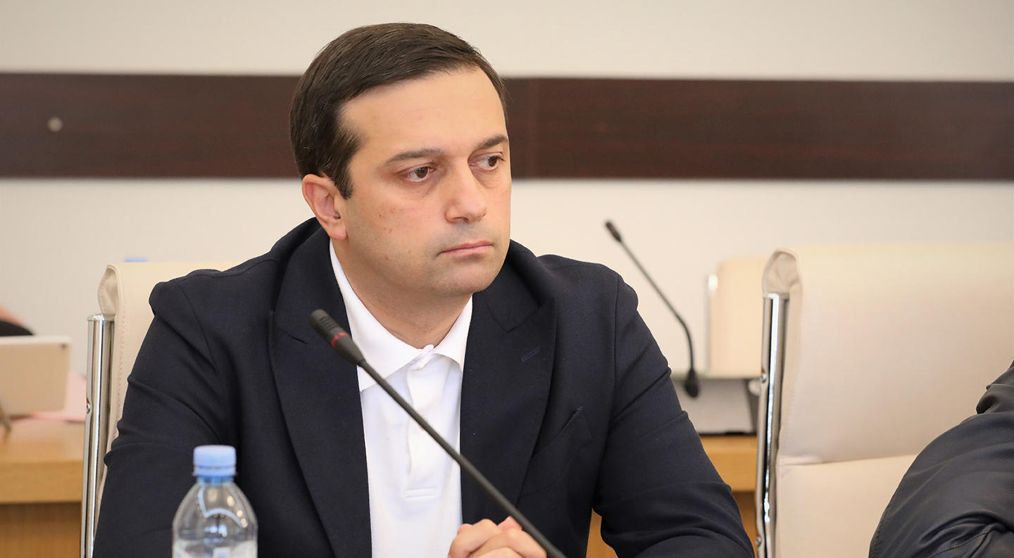 ომბუდსმენის პოსტზე ლევან იოსელიანის კანდიდატურის განხილვის პროცესის დაწყების მიზნით, დღეს პარლამენტის ბიუროს სხდომა ჩაინიშნა