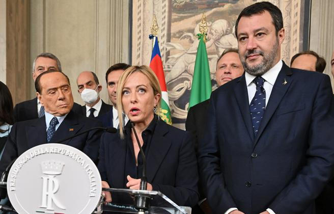 მედიის ინფორმაციით, იტალია პოლიტიკური დაძაბულობის, ხარჯების განხილვისა და სამხედრო დეფიციტის გამო, უკრაინისთვის ახალი იარაღის მიწოდების გადაწყვეტილებას მომავალ თვემდე არ მიიღებს