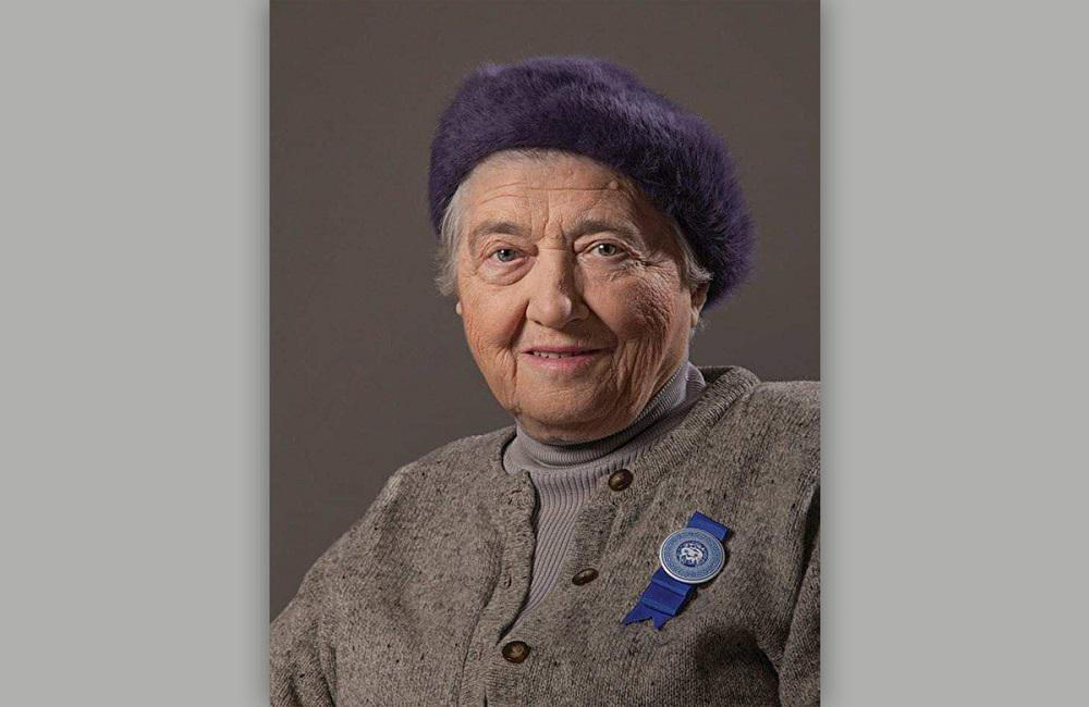 თსუ-ს რექტორი მზექალა შანიძეს დაბადების დღეს ულოცავს