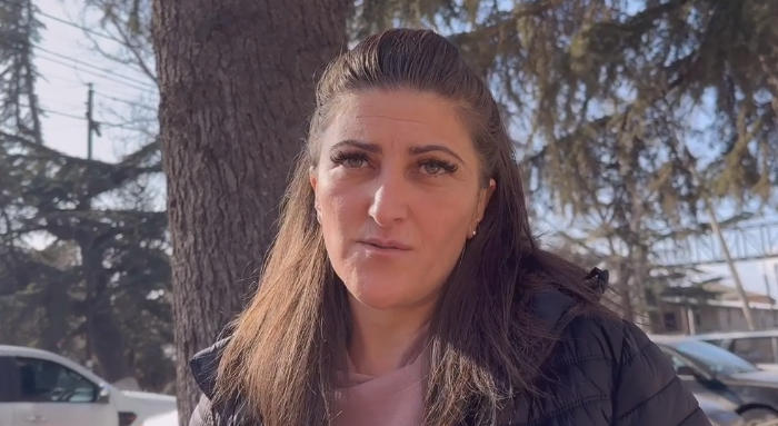 მეზობელი აცხადებს, რომ პირი, რომელმაც საგარეჯოში ცეცხლი გახსნა, მეუღლეზე ძალადობდა