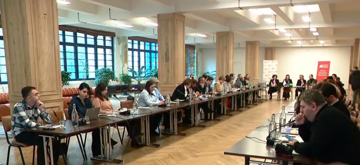 “მედიახმამ“ კვლევა “მედიაგარემო 2022: საფრთხეები და მხარდამჭერი მექანიზმები საქართველოში” წარადგინა