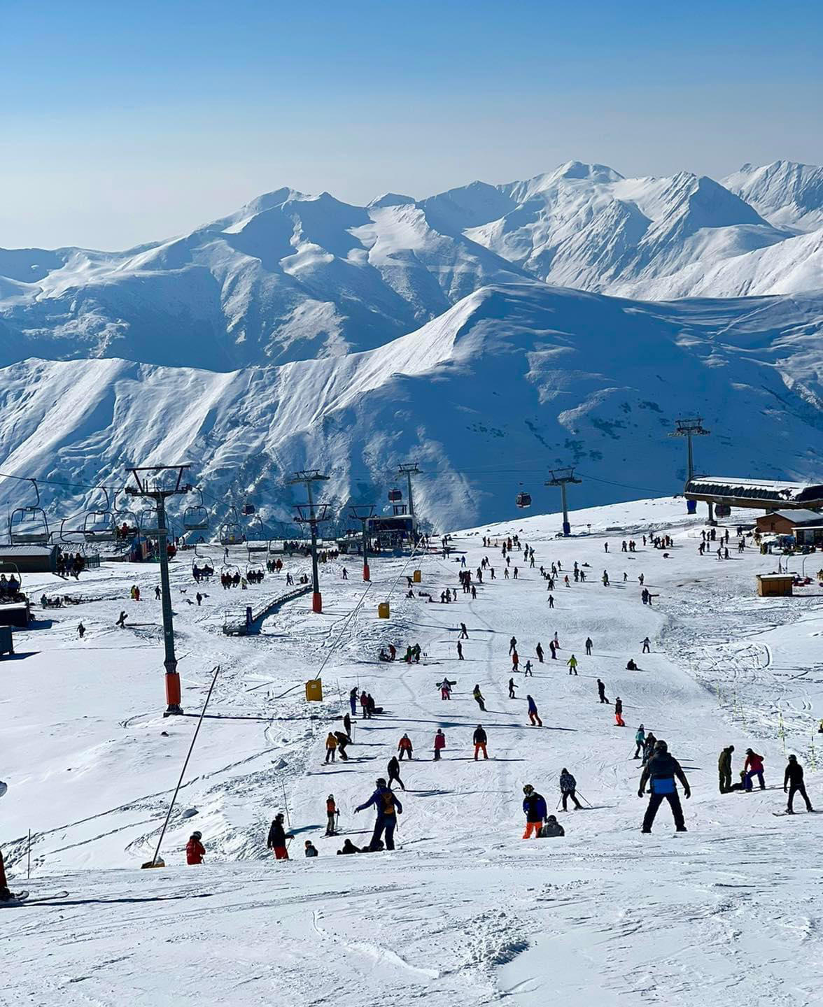 მთის ტრასების სააგენტო - ხელოვნური გათოვლიანების სისტემები ჩართულია და სასრიალო ტრასები იდეალურად არის მომზადებული