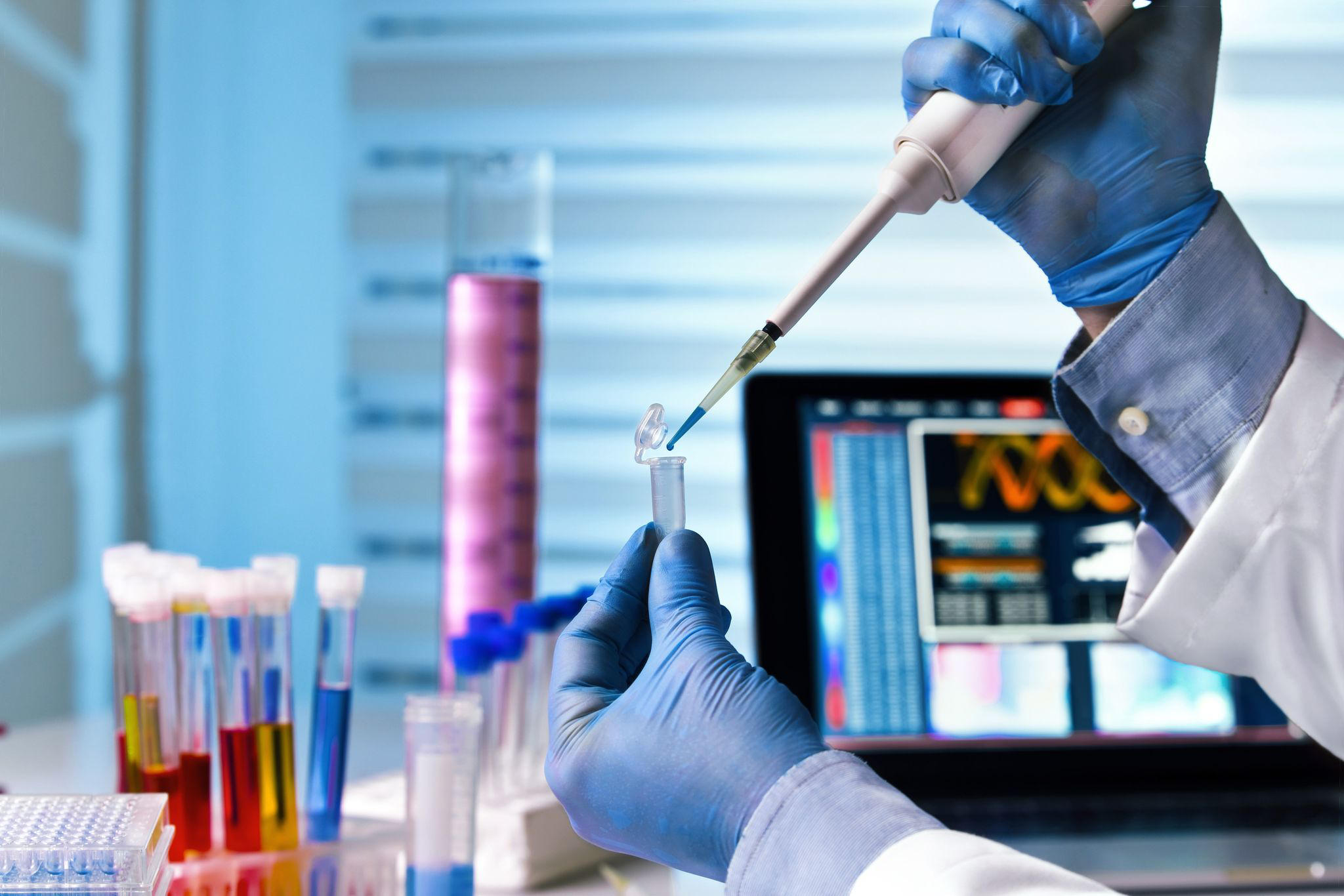 თუ ლიმფური კვანძების შეშუპება ყოველდღიურად იმატებს, უნდა გაფრთხილდეთ! - ლიმფომის ოთხი მნიშვნელოვანი ნიშანი